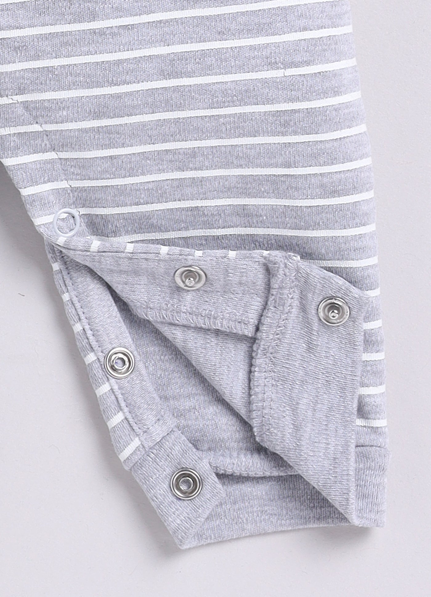 Dear To Dad Pure Cotton White Color Full Sleeve Team 10 Printed Baby Romper S-09AA&AB